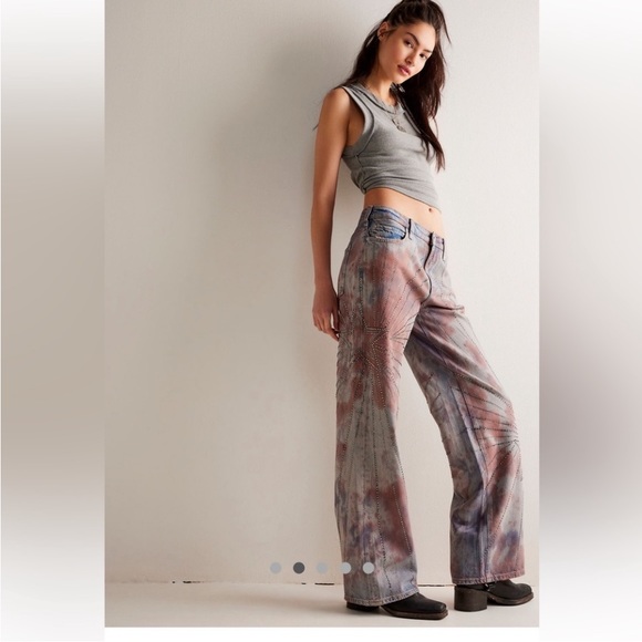 Free people Aurora Mid Rise Straight Jeans size 24 $248- Swarovski Crystals!! - Picture 3 of 16